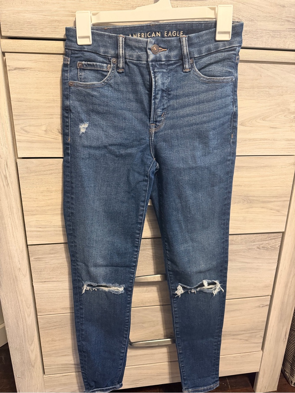 American Eagle Outfitters Women's Dark Blue Ripped Skinny Jeans